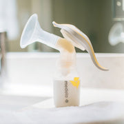 Medela Harmony Manual Breast Pump & Feeding Set image 3