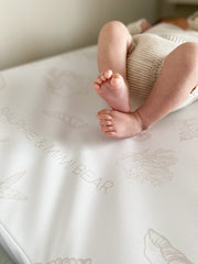 Seashell Anti Roll Wedge Changing Mat image 3
