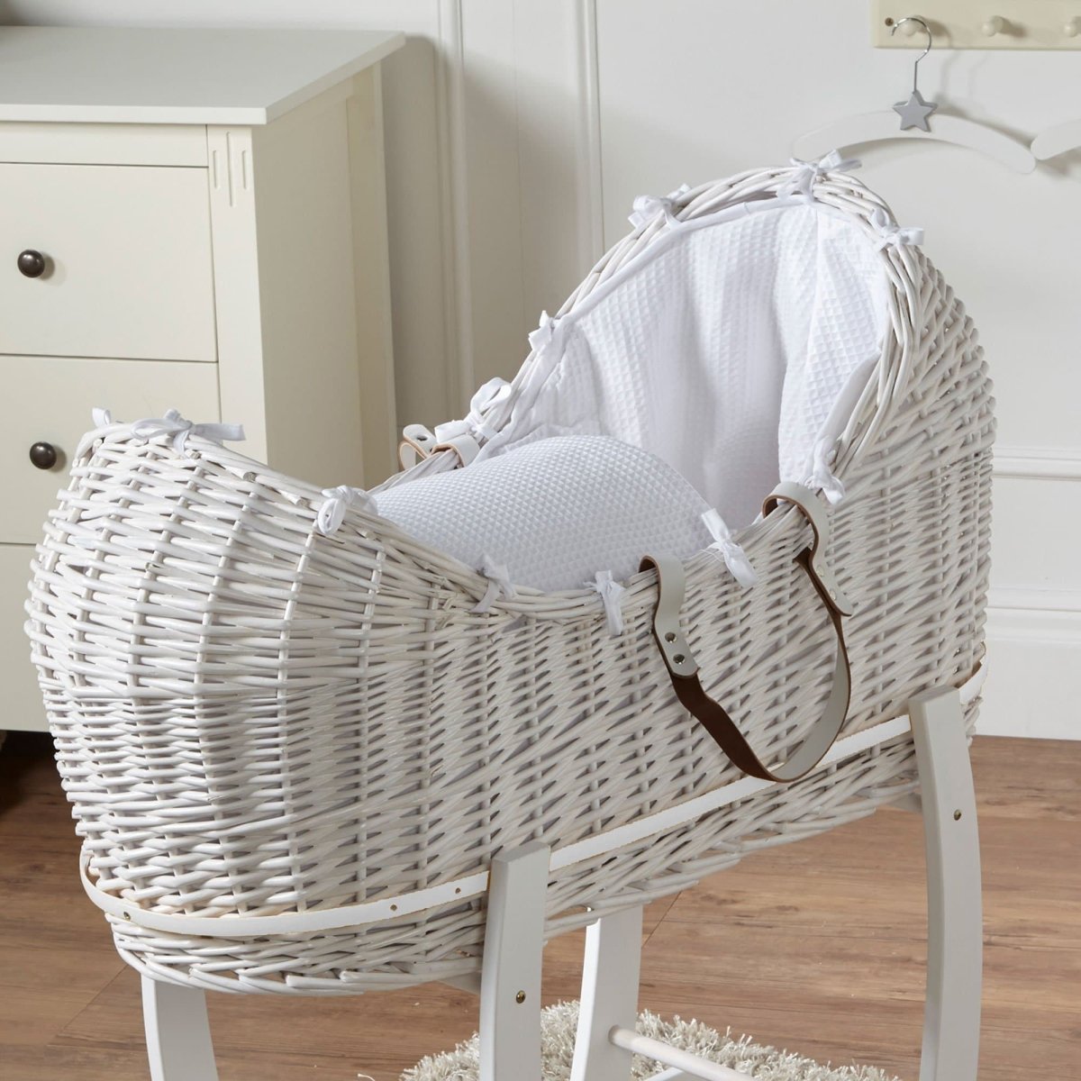 Deluxe Wicker Pod Moses Basket